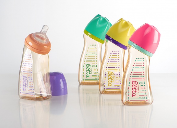 Безопасные детские бутылочки нового поколения из полифенилсульфона