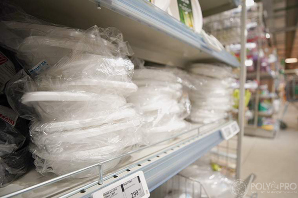 В России предложили запретить импорт пластиковых товаров