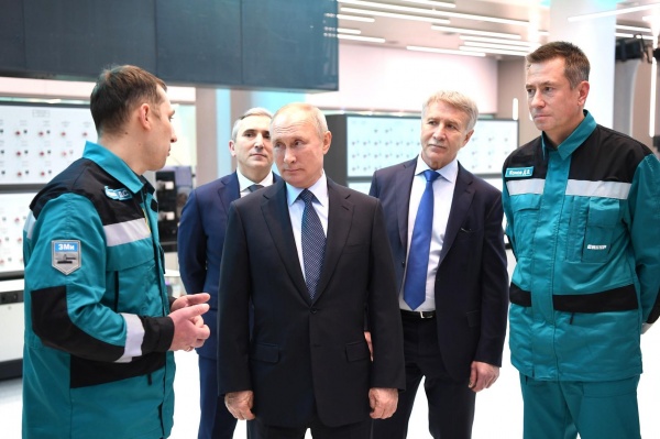 Президент России Владимир Путин посетил «ЗапСибНефтехим»