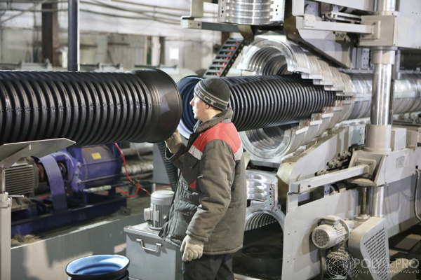 СИБУР окажет поддержку производителям полимерных труб в ДВФО