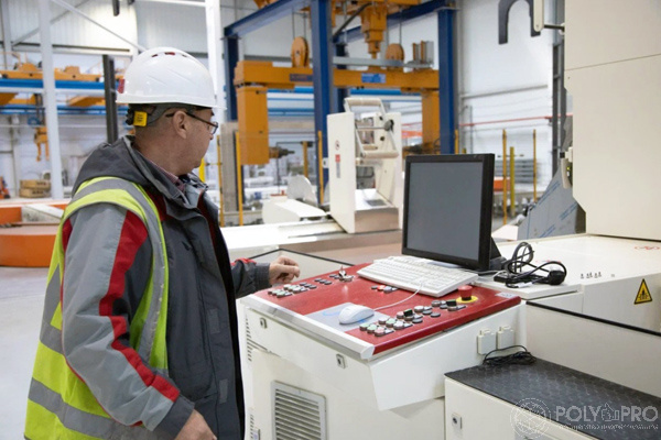 На заводе «Титан-Полимер» идёт монтаж производственного оборудования