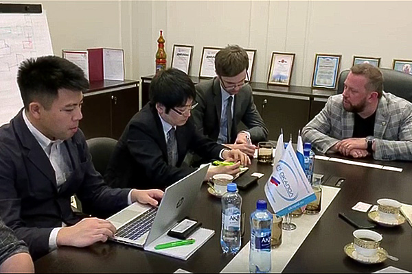 Японская делегация посетила завод «ОКАПОЛ»